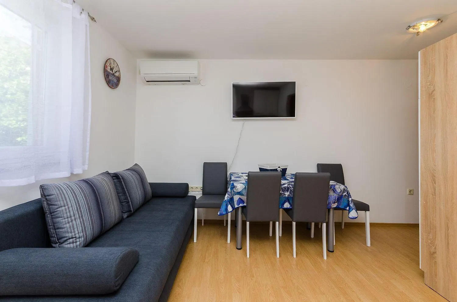 Idyllisches Apartment Nur 400 Meter Zum Sandstrand Mit Meerblick, Wifi Und Privatparkplatz Crikvenica
