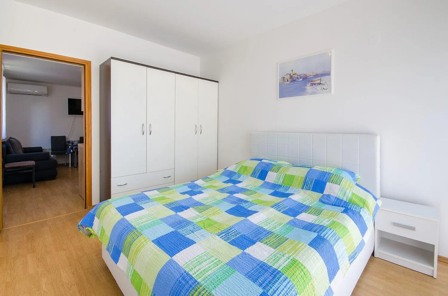 Idyllisches Apartment Nur 400 Meter Zum Sandstrand Mit Meerblick, Wifi Und Privatparkplatz Crikvenica